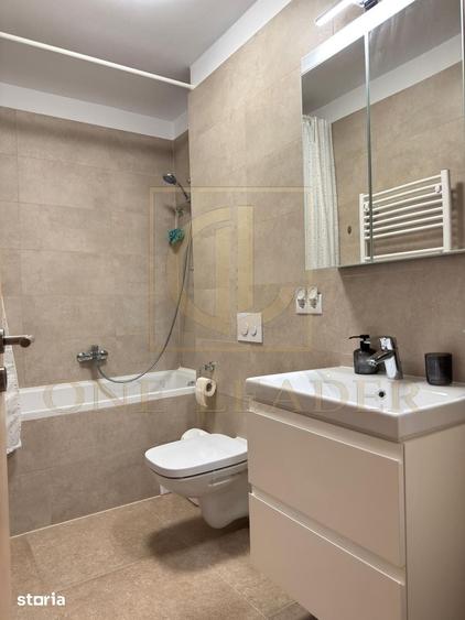 Apartament cu 2 camere decomandat în Tractorul