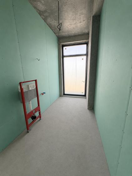 Apartament cu 3 camere decomandat în Exterior Nord
