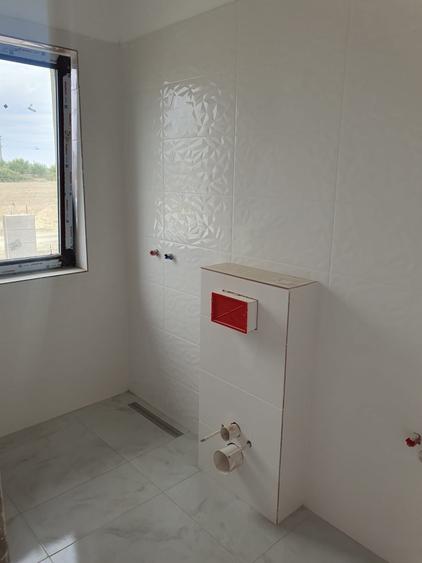 Casă individuală cu 4 camere cu Canalizare în Remetea Mare