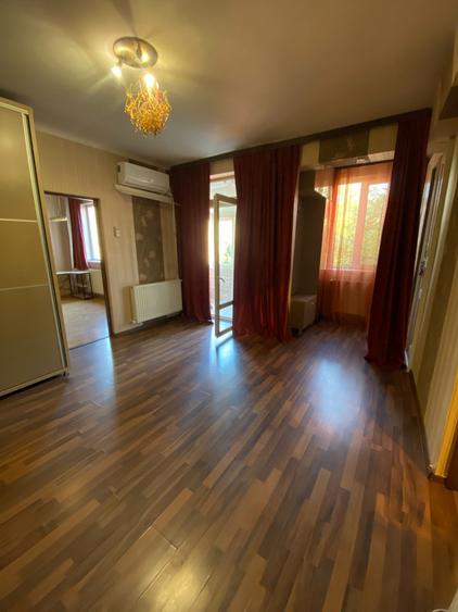 Apartament cu 2 camere semidecomandat, mobilat în Unirii