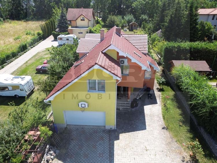 Casă individuală cu 6 camere cu Canalizare în Europa