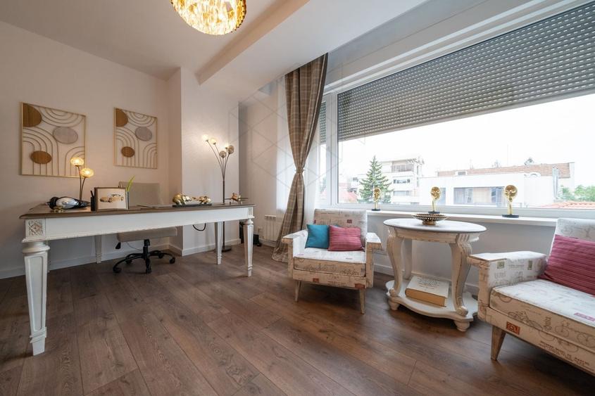 Apartament cu 4 camere decomandat, mobilat în Aviatorilor