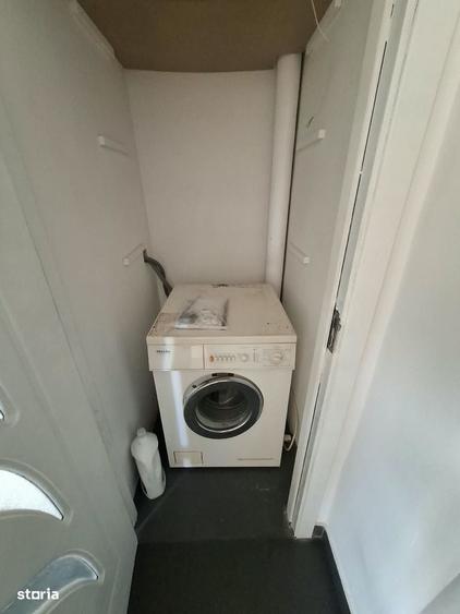 Apartament cu 3 camere decomandat în Republicii