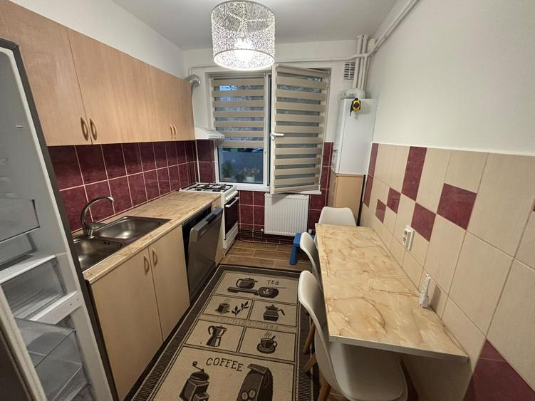 Apartament cu 2 camere decomandat în Alexandru cel Bun
