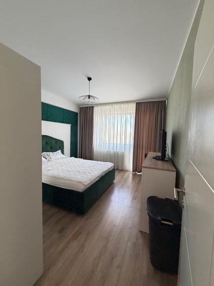 Apartament cu 2 camere decomandat, mobilat în Tomis Nord