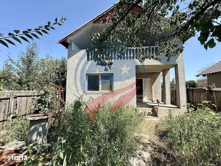 Casă cu 4 camere în Central