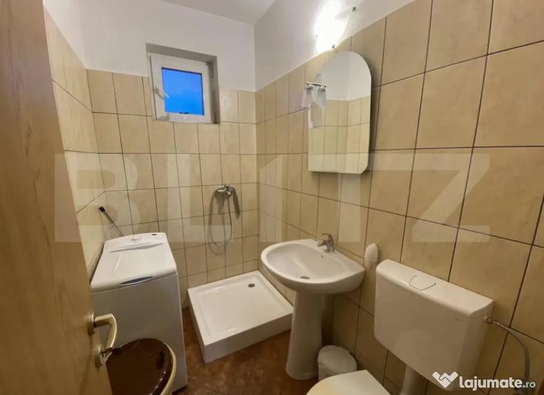 Apartament cu 3 camere decomandat în Tolstoi