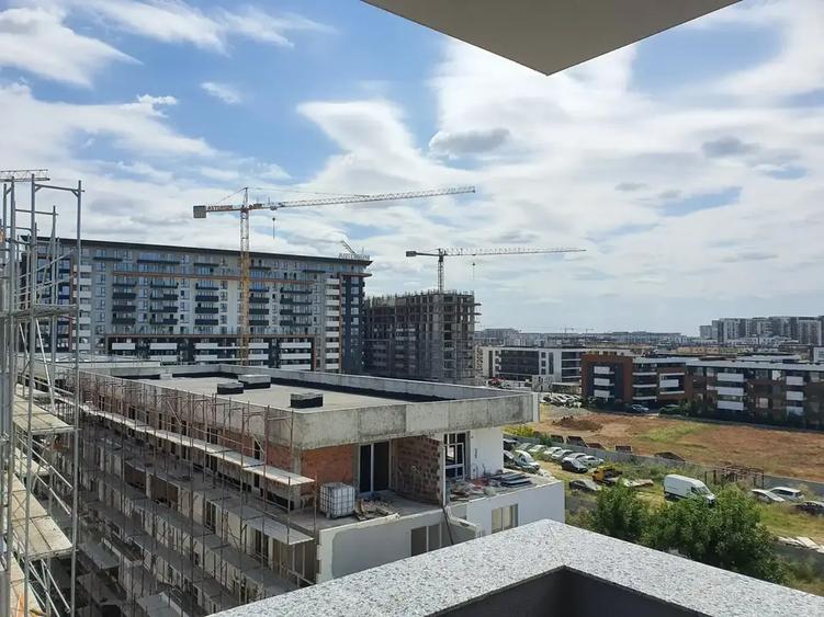 Apartament cu 2 camere decomandat în Titan