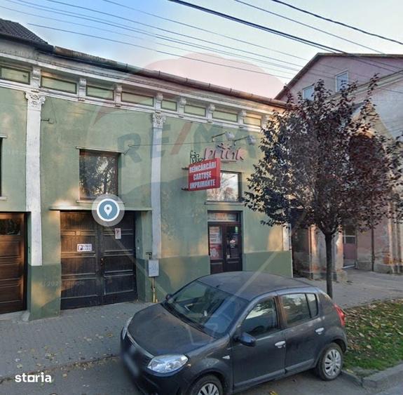 Spațiu comercial, în Central