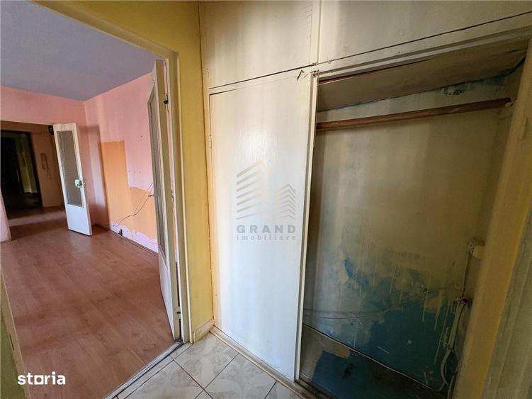Apartament cu 2 camere semidecomandat în Central