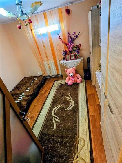 Casă cu 4 camere cu Teren 182 Mp în Pisc