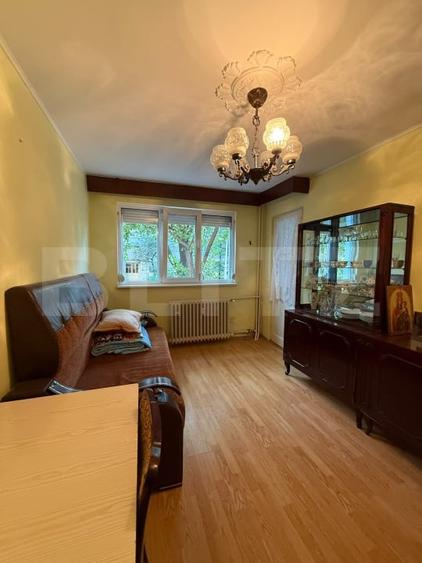 Apartament cu 2 camere decomandat, mobilat în Micro 13