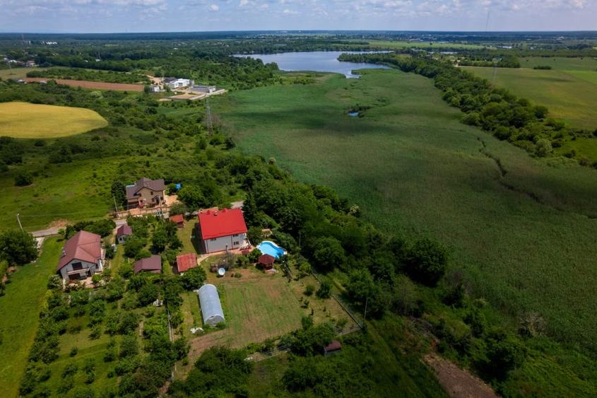 Teren Construcții intravilan de 5509 mp, în Periș