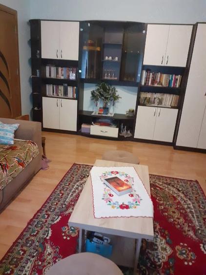 Apartament cu 2 camere semidecomandat în Cantemir
