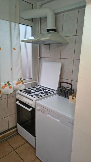 Apartament cu 2 camere decomandat în Popoveni