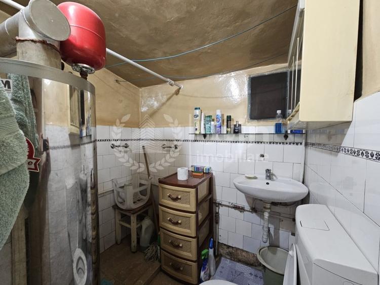 Casă individuală cu 3 camere cu Canalizare în Dâmbul Rotund