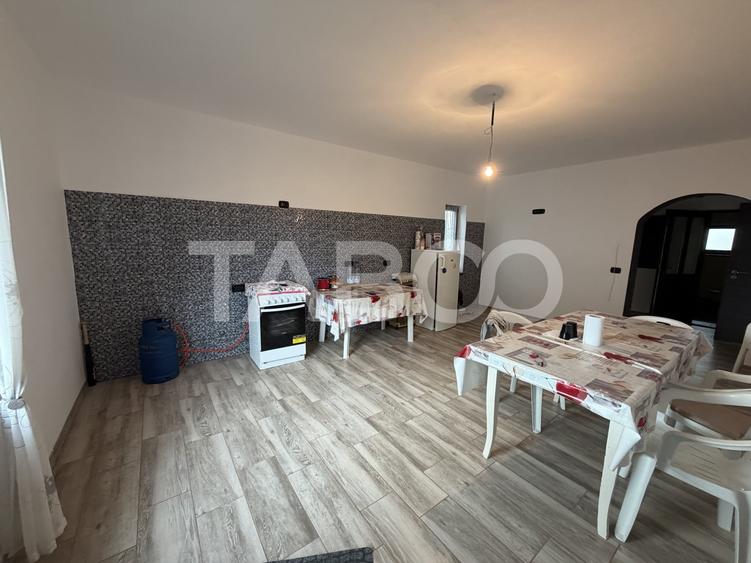 Casă individuală cu 5 camere cu Teren 497 Mp în Șercaia