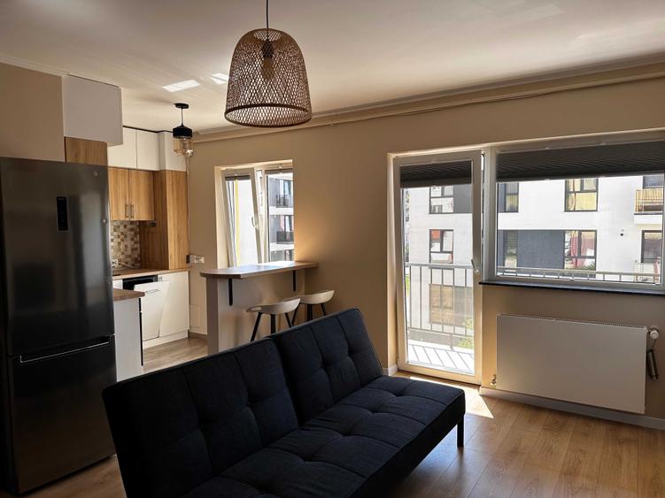 Apartament cu 2 camere semidecomandat în Florești