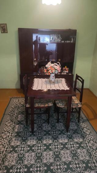 Casă cu 3 camere cu Teren 1870 Mp în Central
