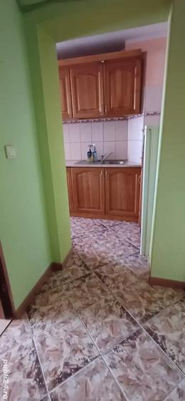Garsonieră decomandată în Central