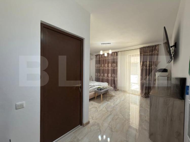 Casă individuală cu 5 camere cu Canalizare în Exterior Est