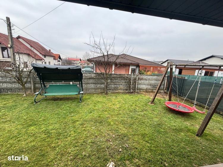 Casă cu 4 camere în Ocoliș