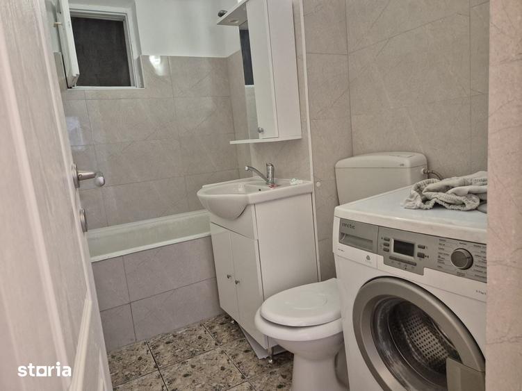 Apartament cu 3 camere decomandat în 1 Mai