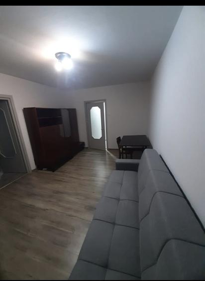 Apartament cu 2 camere decomandat în Tudor