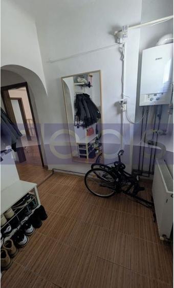 Apartament cu 3 camere decomandat, mobilat în Dorobanți