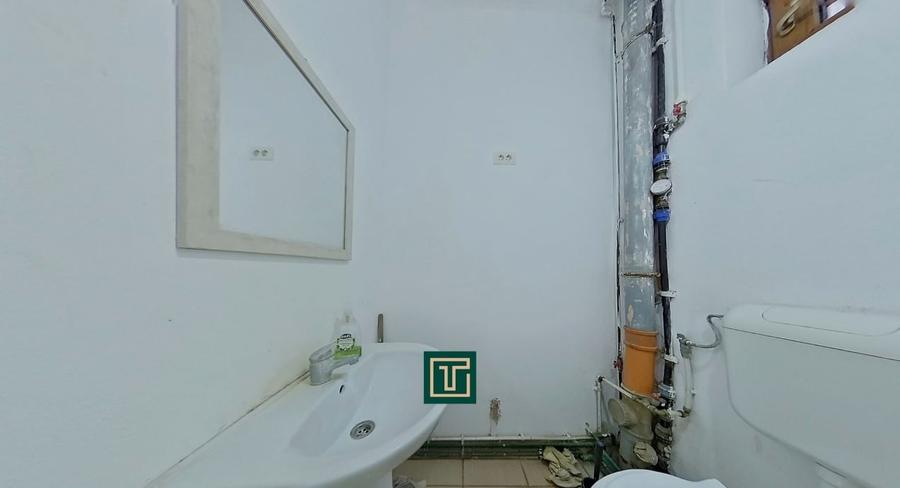 Casă cu 2 camere cu Teren 700 Mp în Vladimirescu