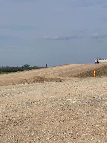 Teren Construcții extravilan de 35000 mp, în Periferie