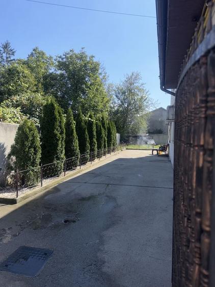Casă cu 4 camere cu Teren 566 Mp în Central