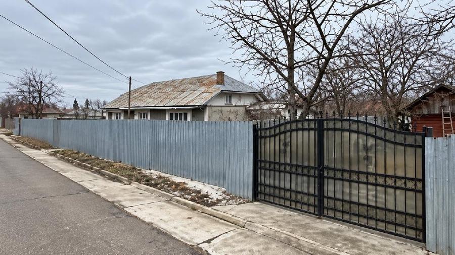 Casă individuală cu 3 camere cu Teren 927 Mp în Murgeni