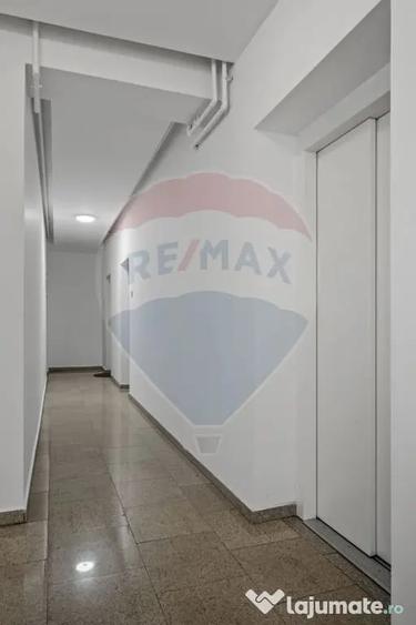 Apartament cu 2 camere semidecomandat în Centrul Civic
