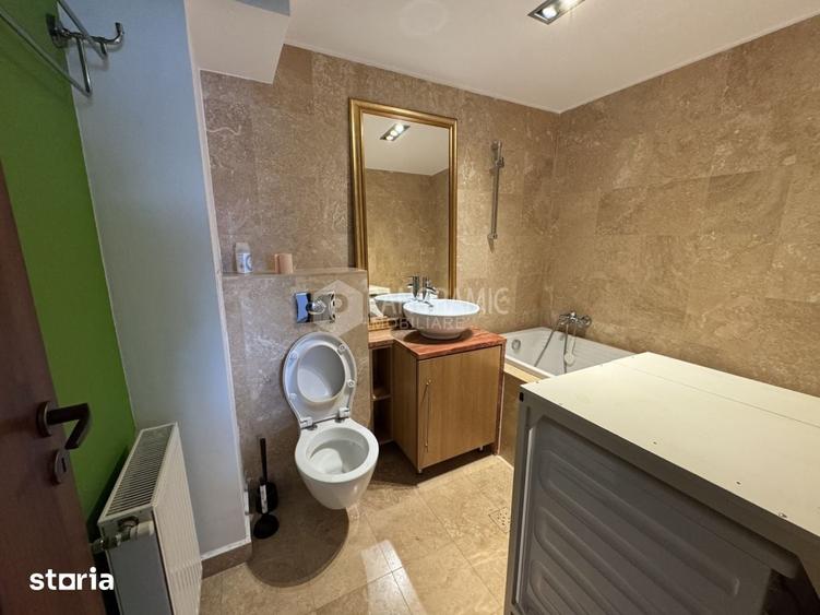 Apartament cu 4 camere semidecomandat în Baciu
