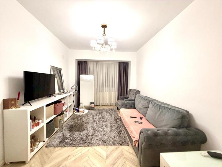 Apartament cu 2 camere decomandat în Barbu Văcărescu