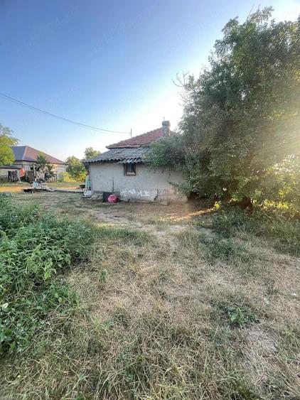 Casă cu 3 camere cu Teren 800 Mp în Fundeni