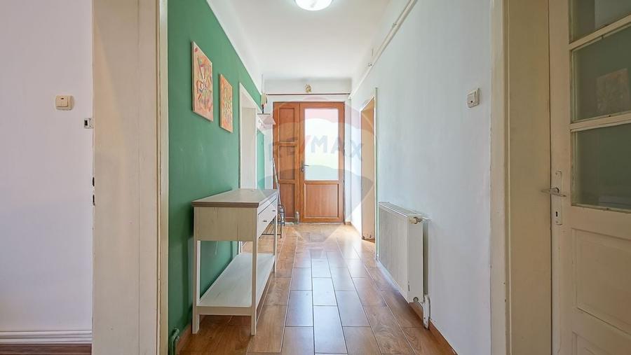 Casă individuală cu 3 camere cu Teren 700 Mp în Craiter