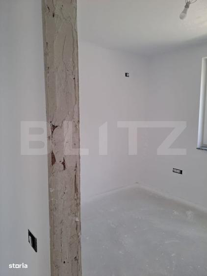 Casă cu 4 camere cu Teren 125 Mp în Cristian