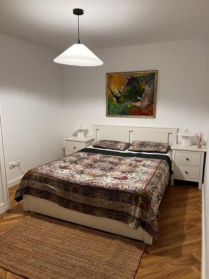Apartament cu 3 camere decomandat în Exterior Vest