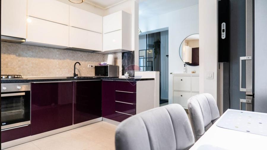 Apartament cu 3 camere decomandat, mobilat în Dobroești