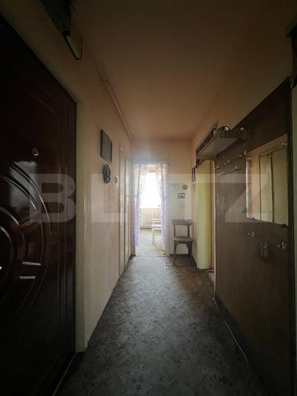 Apartament de vanzare, cu 3 camere, 56,30 mp, balcon,  Turda Micro 1 - 5