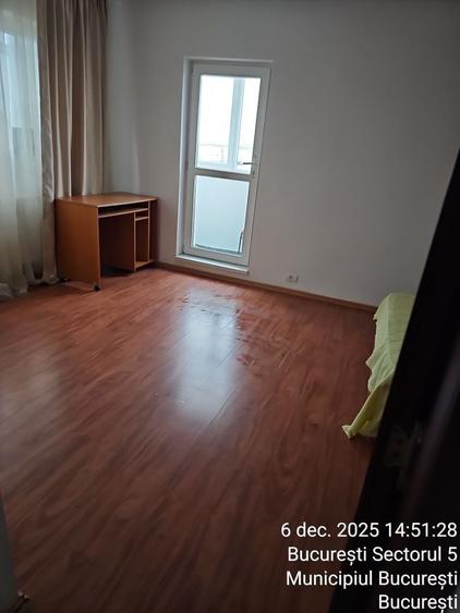 Apartament cu 2 camere semidecomandat în Ferentari