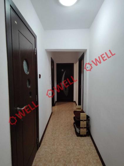 Apartament cu 3 camere în Simeria