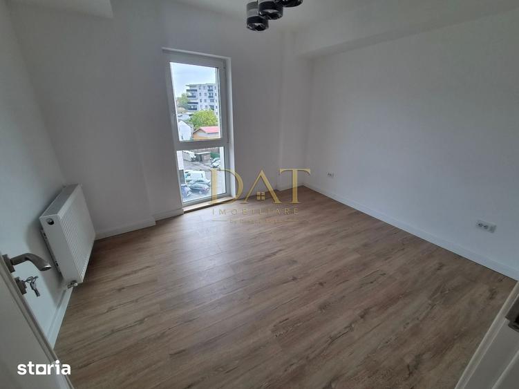 Apartament cu 4 camere în Dâmbul Rotund