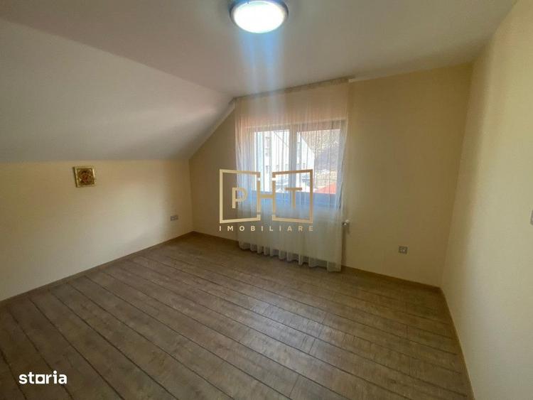 Casă cu 4 camere în Tăuți
