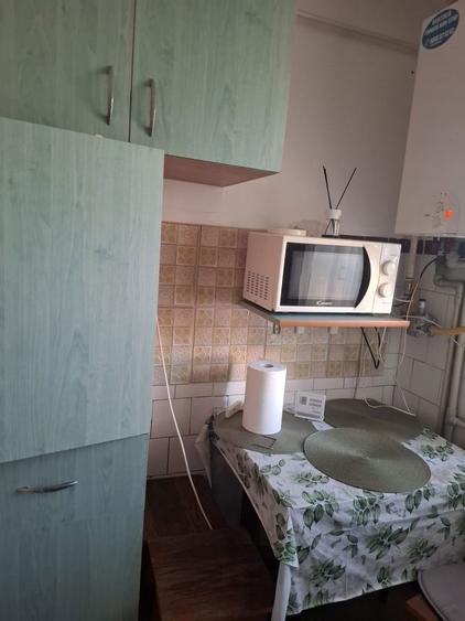 Apartament cu 2 camere semidecomandat în Micro 38