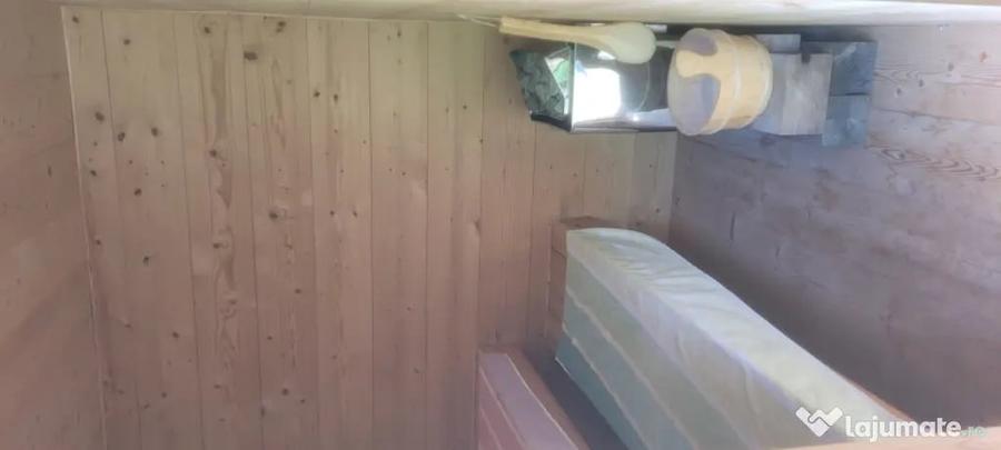 Casă cu 3 camere în Central