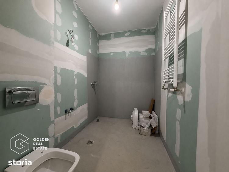 Apartament cu 3 camere în Intim