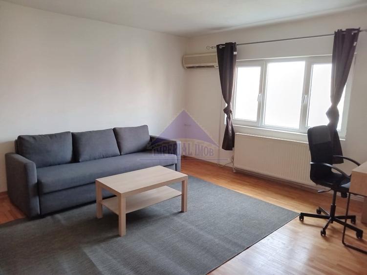 Apartament cu 3 camere decomandat în 13 Septembrie
